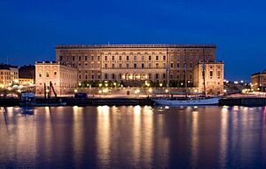 Stockholm Palace at night