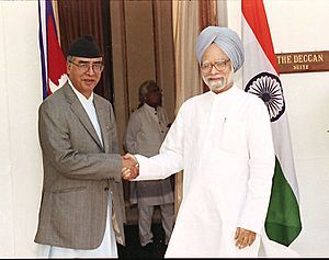 The Prime Minister, Dr. Manmohan Singh with the Prime Minister of Nepal Mr. Sher Bahadur Deuba in New Delhi on September 9, 2004