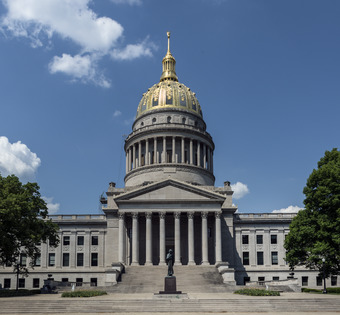 The West Virginia Capitol in Charleston LCCN2015631770.tif