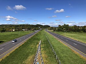 2022-09-28 11 49 24 View north along Pennsylvania State Route 33 from the overpass for Pennsylvania State Route 191 (Industrial Boulevard) in Stockertown, Northampton County, Pennsylvania