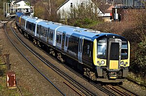 50988775501 63f612e1eb o (450021 at Petersfield) (XAM-E1)