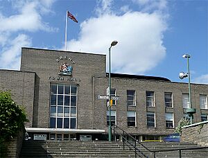 Brent Town Hall (Front), Wembley - geograph.org.uk - 865102