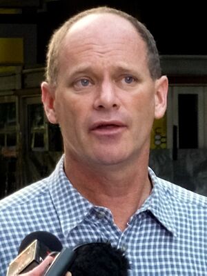 Campbell Newman being interviewed (cropped) b.jpg