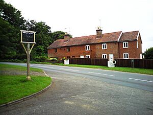 Cottages at Brightwell - geograph.org.uk - 1323148.jpg