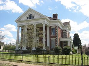 Dr. James Hubbard House in Hickman