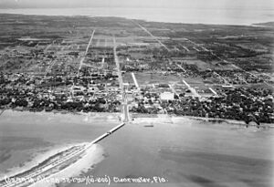Florida - Brandenton through Clearwater - NARA - 23936571 (cropped)