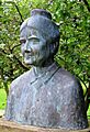 Helene-Lange-Büste von Udo Reimann
