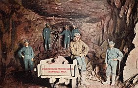 Ironwood-mining01-1910