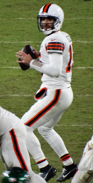 Joe Flacco vs Jets (cropped)