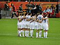 Jogadoras dos Estados Unidos no momento da cobrança dos pênaltis (DSC01176)