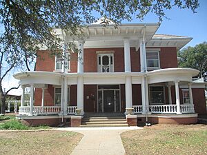 Kell House, Wichita Falls, TX IMG 6872
