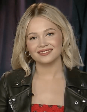 Kelli Berglund (cropped).png