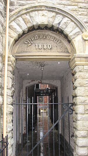 Nast Trinity Methodist southern minor entrance