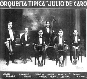 Orquesta tipica julio de caro