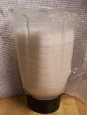Peanutmilk-blended