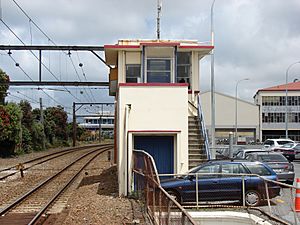 Petone railway station 02