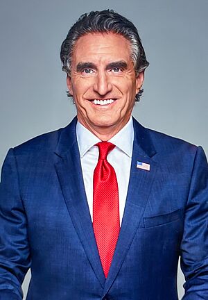 Portait of Secretary Doug Burgum, 2025 High Quality.jpg