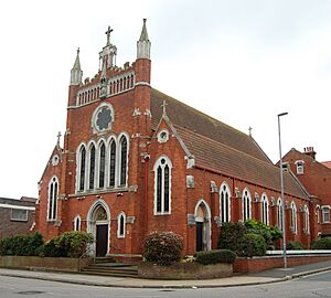 St Joseph's RC Church, Tangier Road, Copnor, Portsmouth (October 2017) (6)