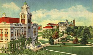 Syracuse-university 1920 quad