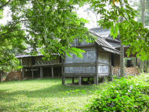 Yao stilt house