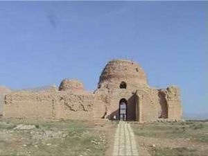 Picture of the Sarvestan Palace
