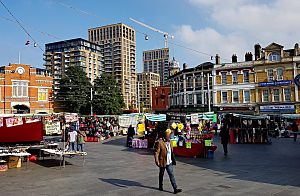 2016 Woolwich, Beresford Square market.jpg