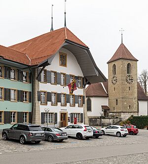 Amthaus-Schloss und Kirche Aarberg