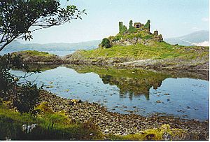 CastleCoeffinLismore-ARuinedMacDougallStronghold(ColinSmith)Aug1995