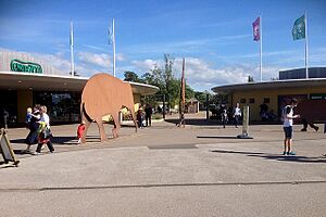 Chester Zoo, Main Entrance - geograph.org.uk - 5021839.jpg