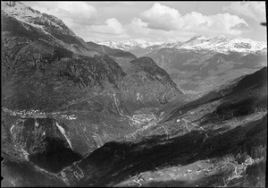 ETH-BIB-Valle Leventina, Blick nach Nordwesten, Lavorgo-LBS H1-016351
