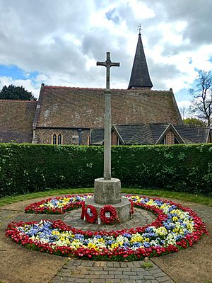 Friern Barnet Parishioners War Memorial 02