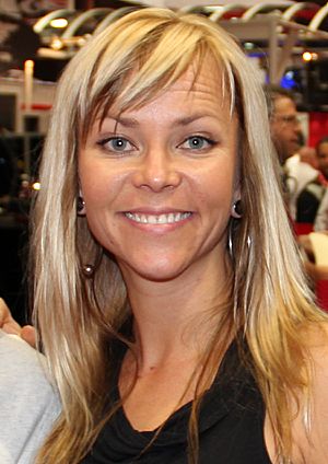 Jessi Combs at SEMA Show 2012 (8158037371) (cropped).jpg