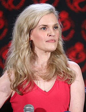 Kari Wahlgren by Gage Skidmore 2.jpg