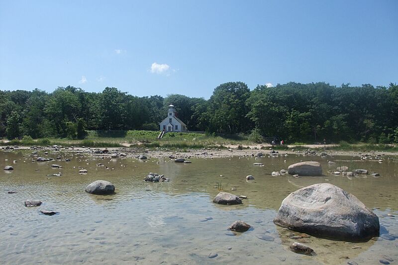 Mission Point Light (8740757835)