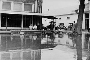 Oak Ridge, Louisiana during the Great Mississippi Flood of 1927