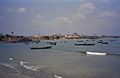 Overzicht baai met boten in de zee - Accra - 20375372 - RCE