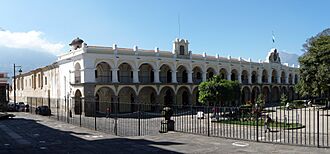 Palác kapitánů.jpg