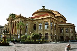 Palermo-Teatro-Massimo-bjs2007-02