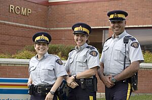 RCMP officers Beth, Janice & Harp 2