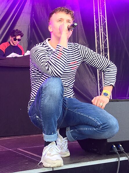 Snelle-1557695721 (cropped)