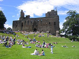 Am linlithgow palace east