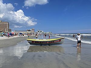 Atlantic City beach looking north at Chelsea Avenue