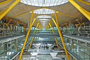 Barajas Airport (Madrid) (4684560779)