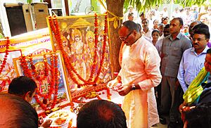 Brijesh Pathak, Minister of Law & Justice and Additional Energy Resources in Uttar Pradesh, inaugurating the bada mangal festivities at UPNEDA office in Vibhuti Khand (May 2017)