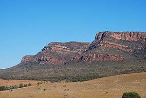 Flinders Ranges - near Rawnsley's Bluff