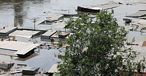 Flooding in Kherson after the destruction of the Kakhovka Dam 2023.jpg