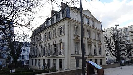 Maison - Buffon et Lamarck - jardin des plante Paris 06
