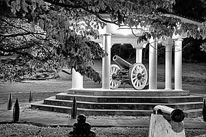 Middleport Monument