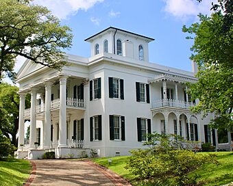 Stanton Hall perspective view.jpg