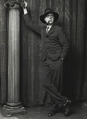 Wyndham Lewis photo by George Charles Beresford 1929